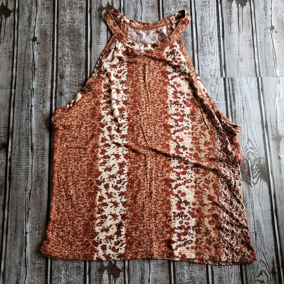 Bundle - 3 Tee's! - Picture 5 of 5